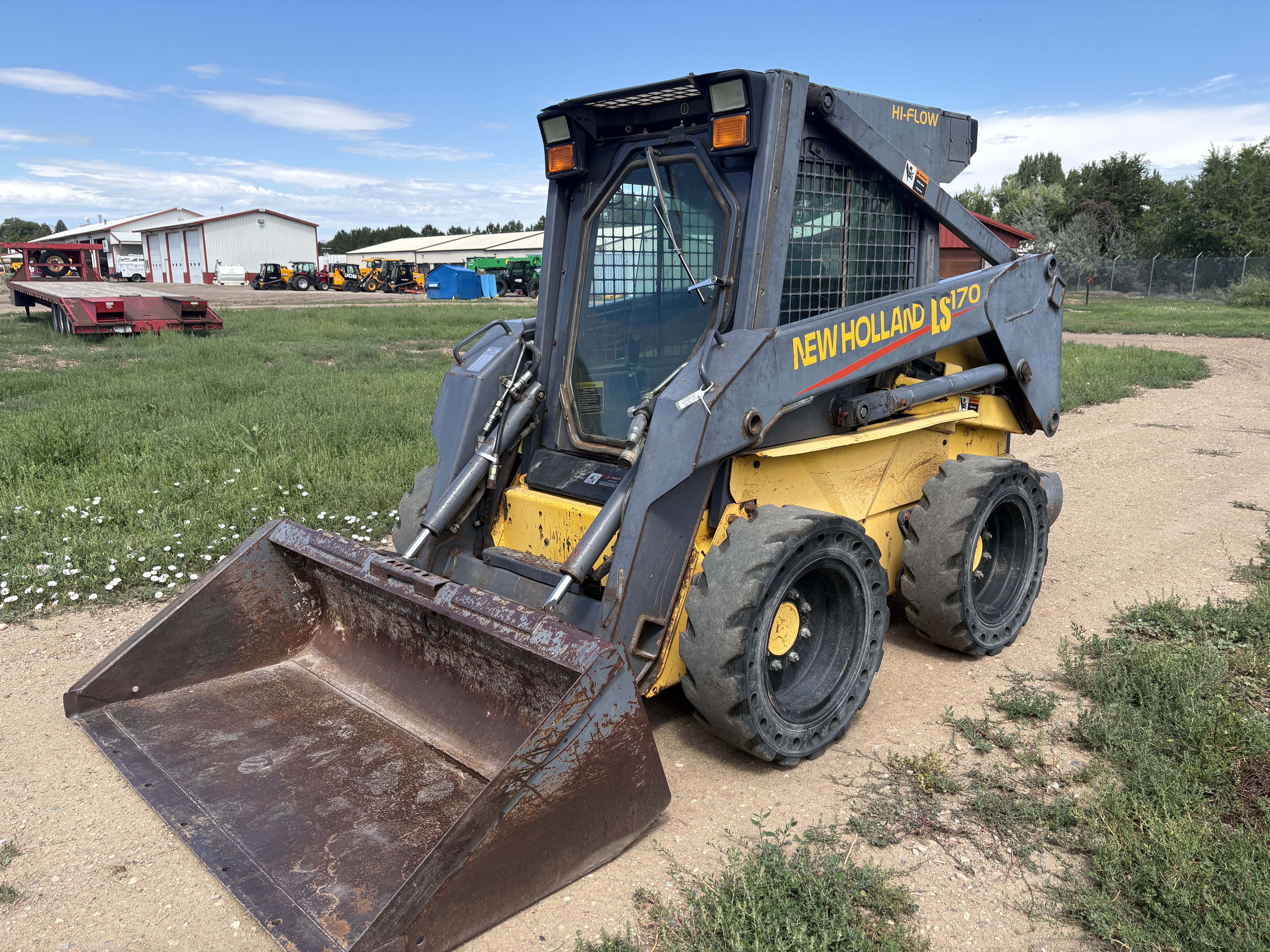 2001 New Holland LS 170 Loader