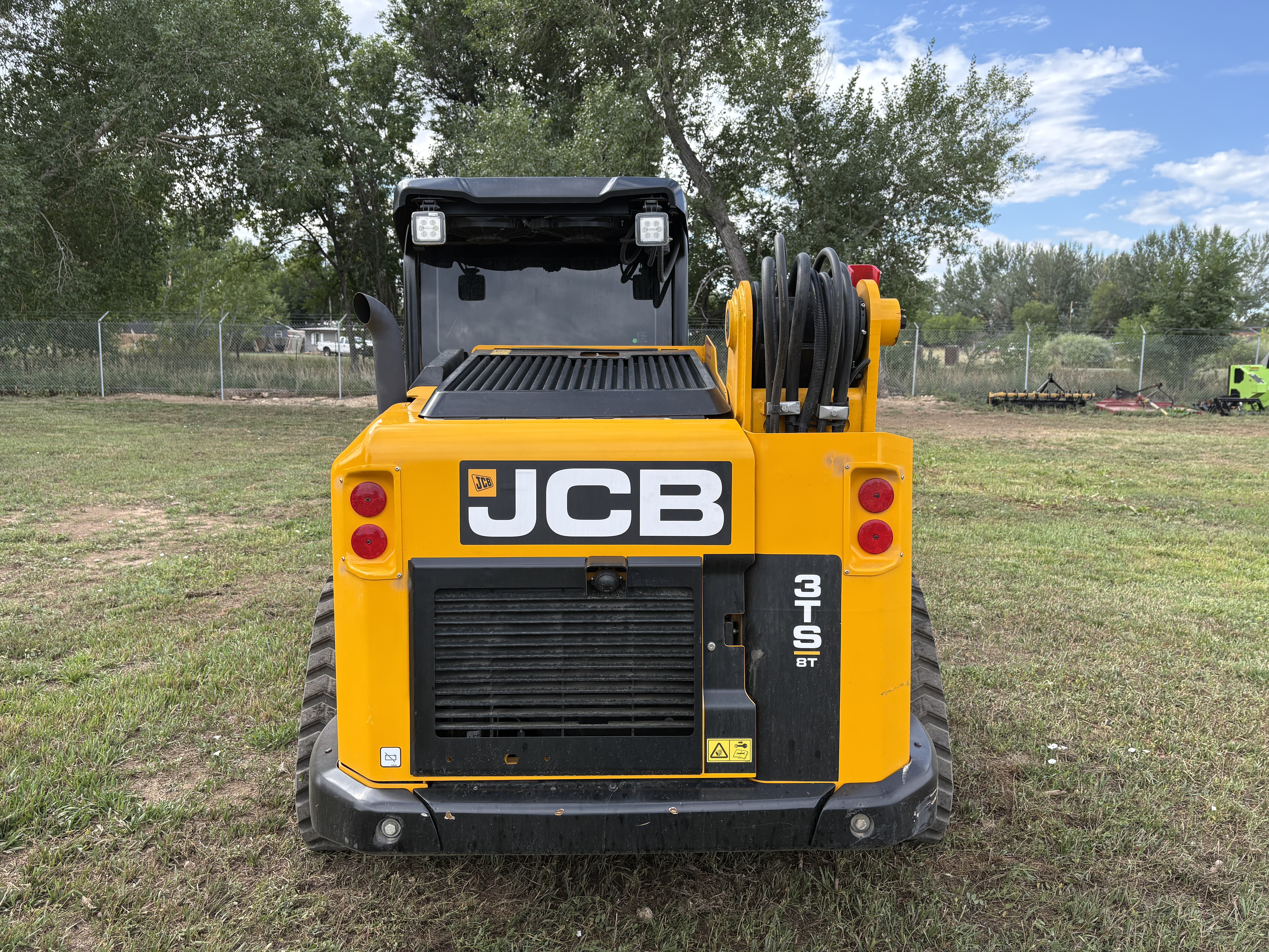 2024 JCB 3TS - 8T Loader