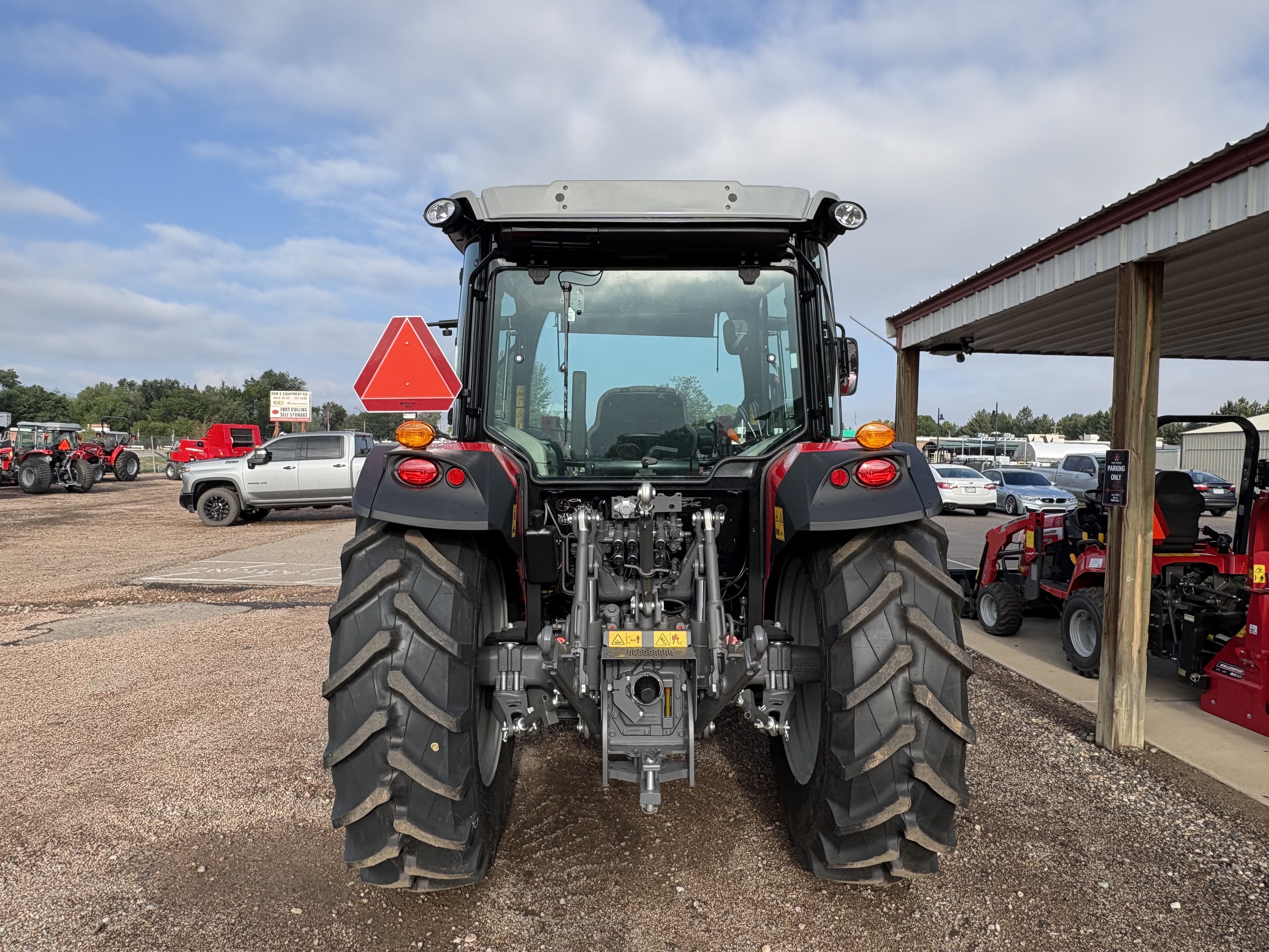 2026 Massey Ferguson MF 4707 Tractor