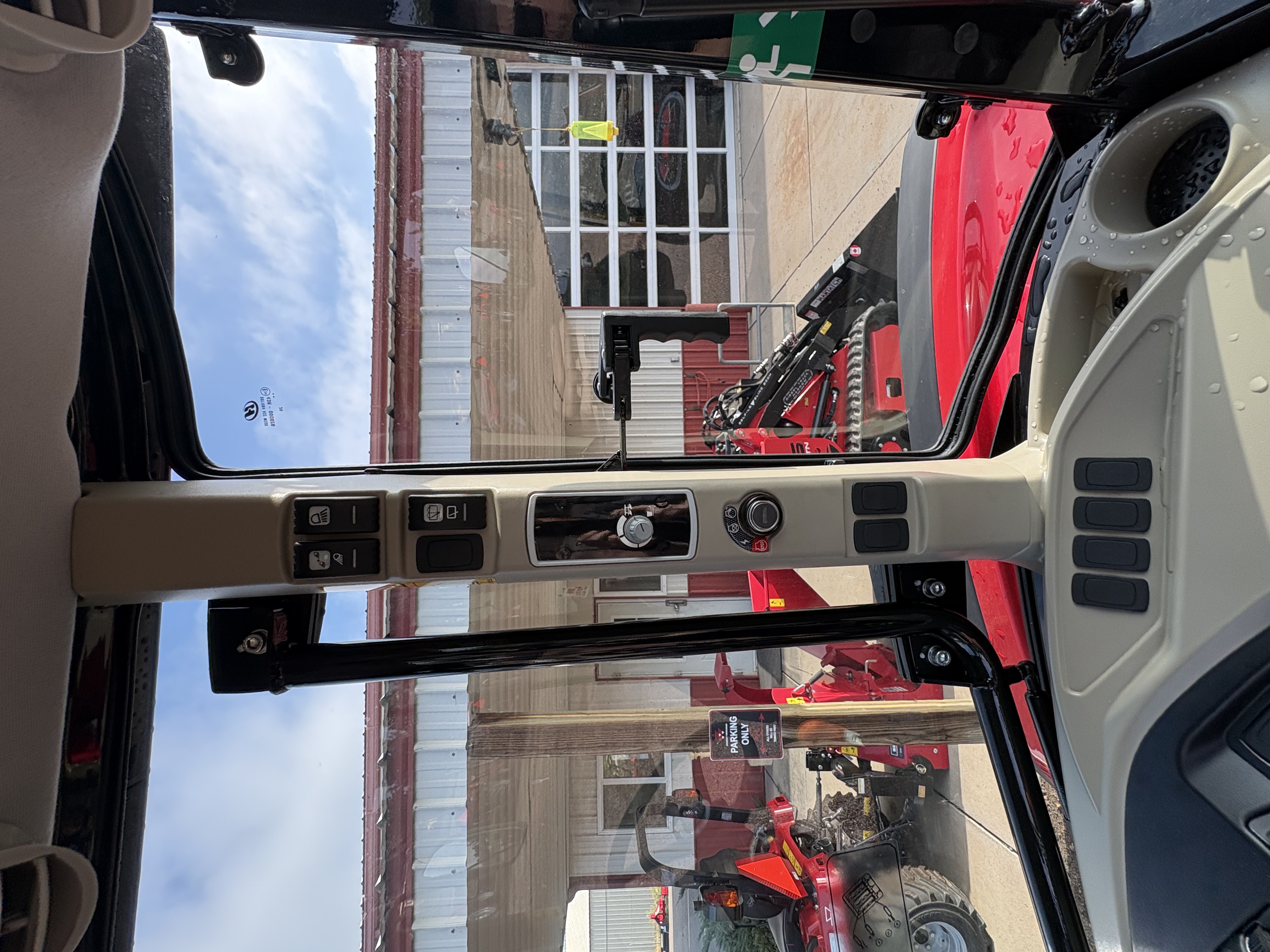 2026 Massey Ferguson MF 4707 Tractor