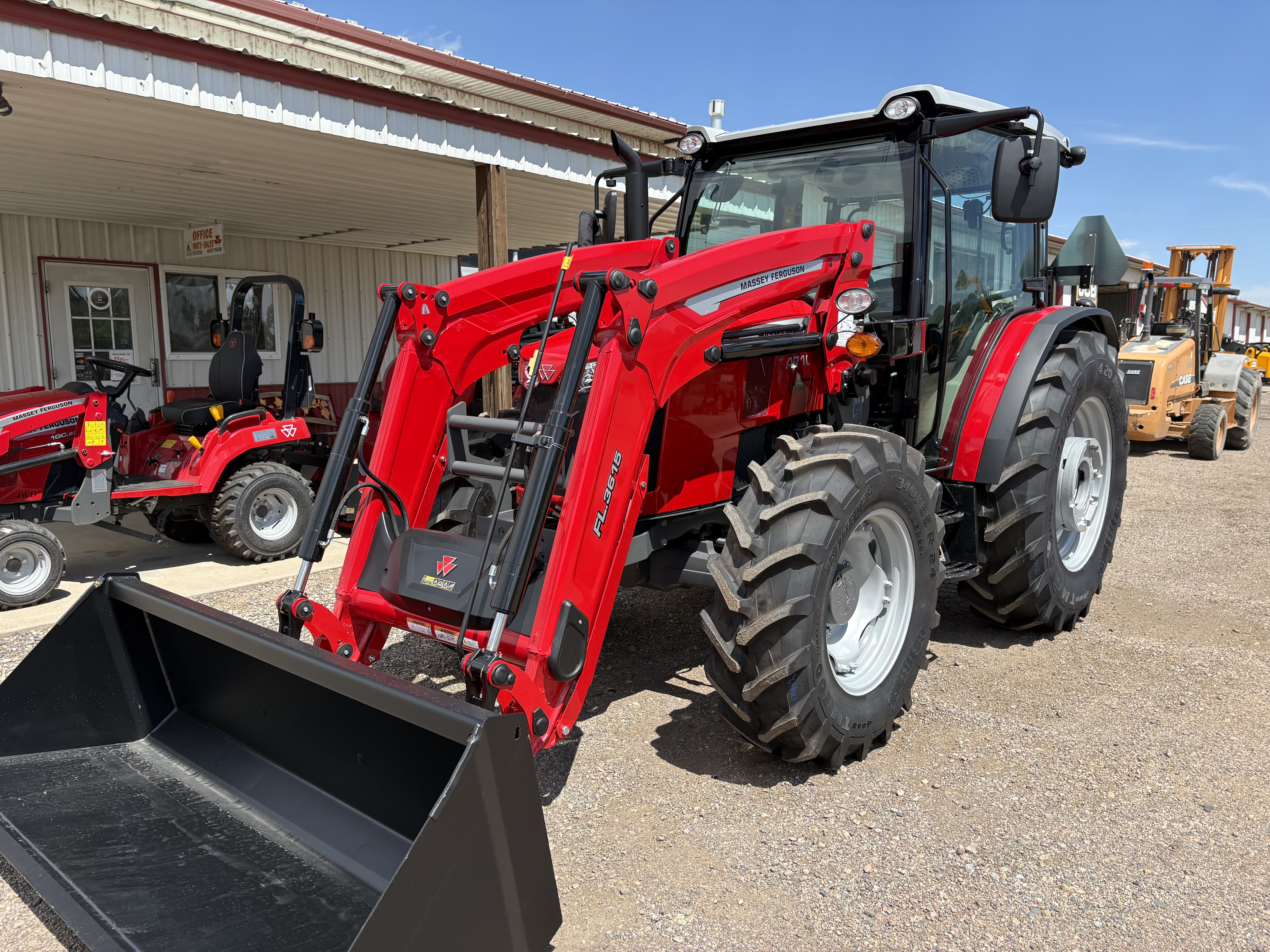 2026 Massey Ferguson MF 4710 M Tractor