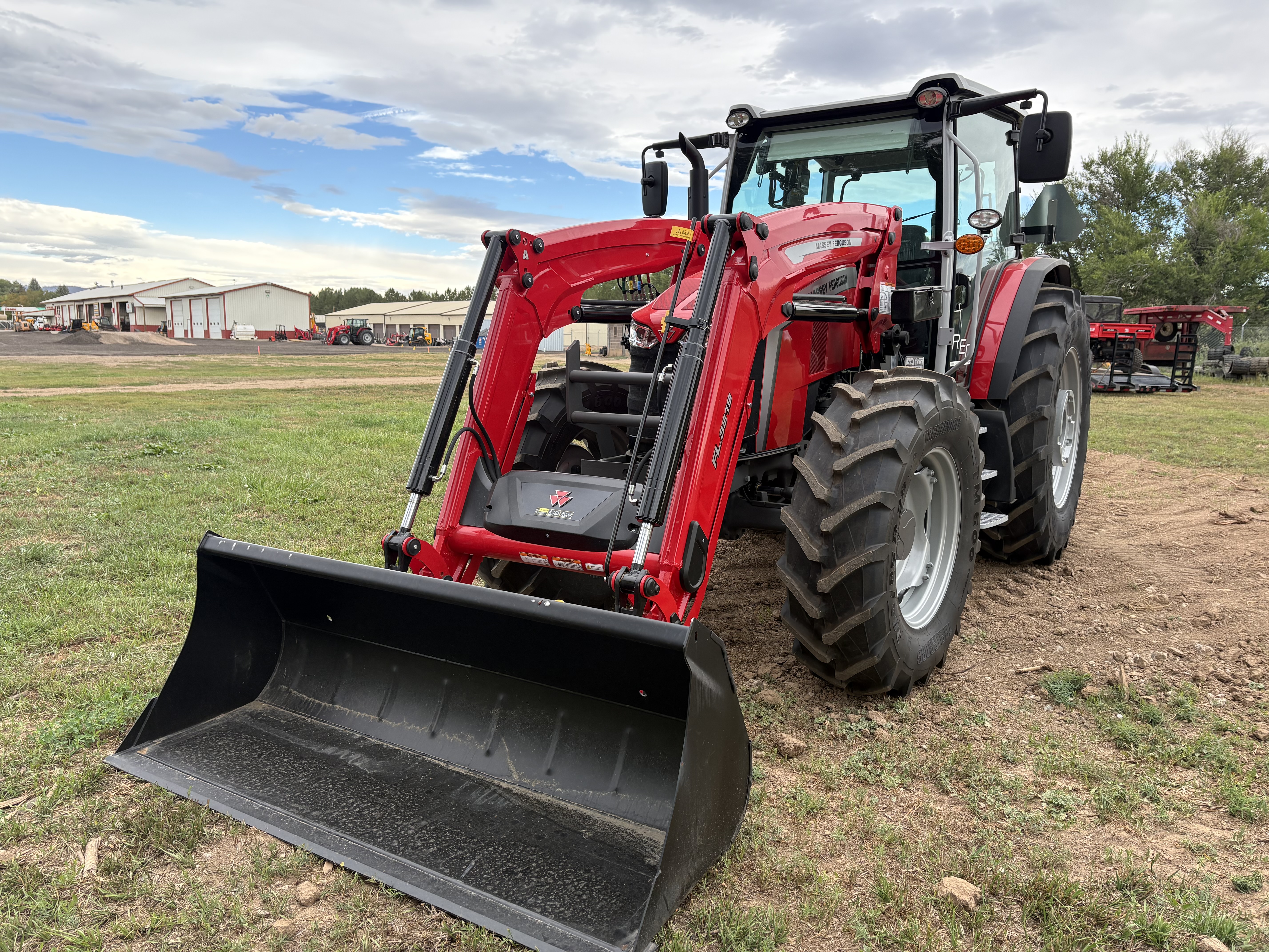 2026 Massey Ferguson MF 5M.145 Tractor
