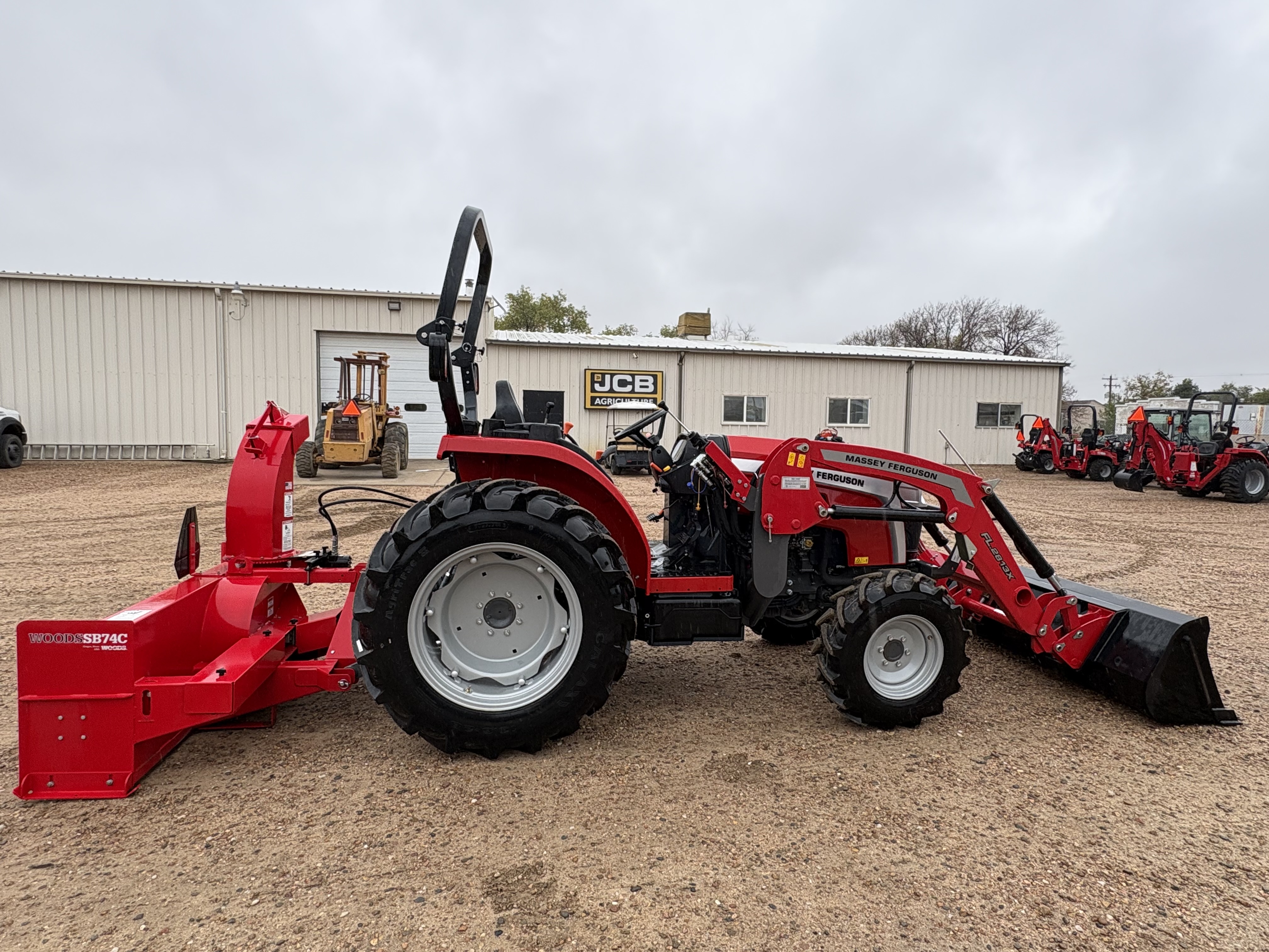 2025 Massey Ferguson MF 2E.60 Tractor