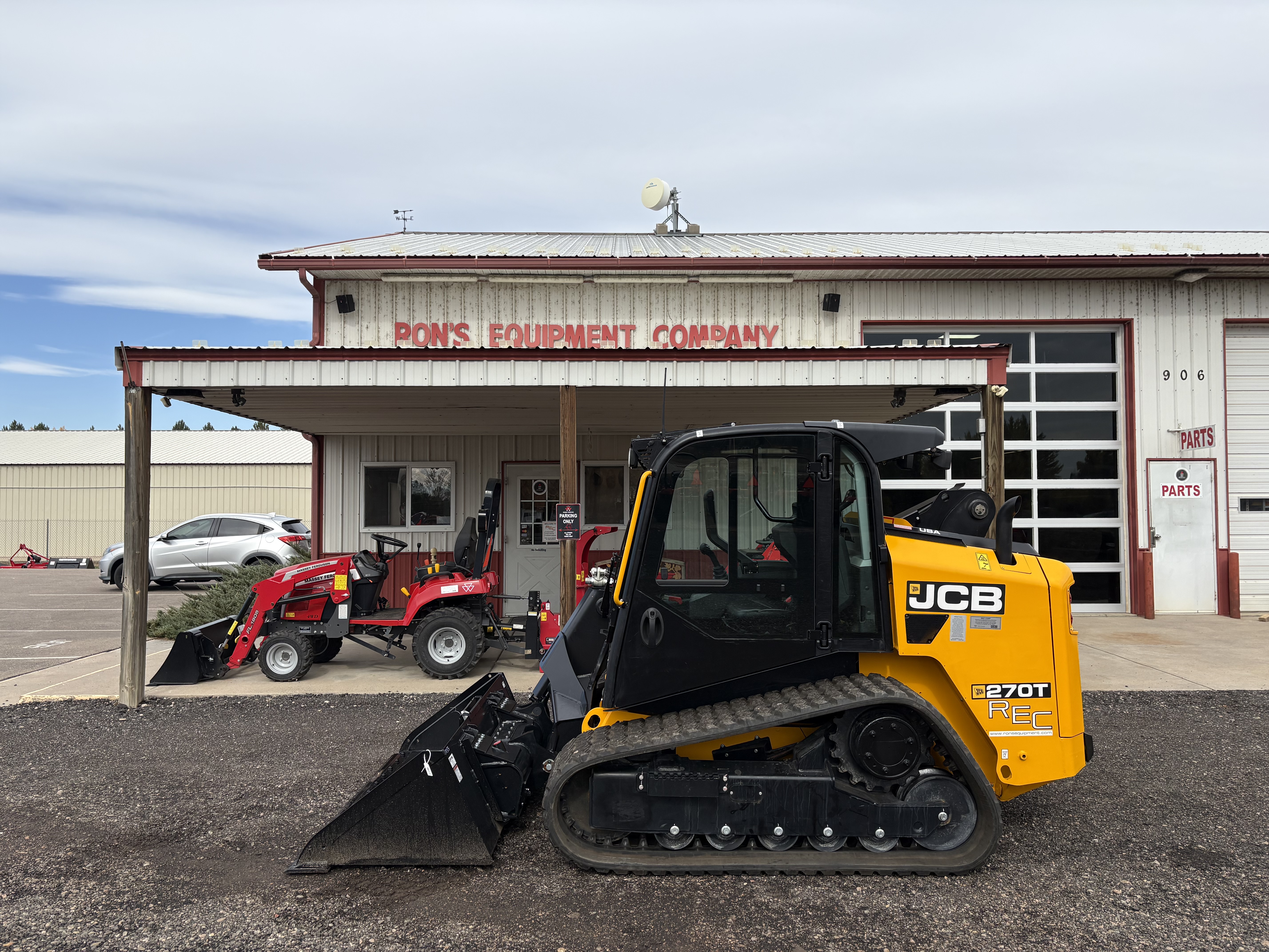 2024 JCB 270T Loader