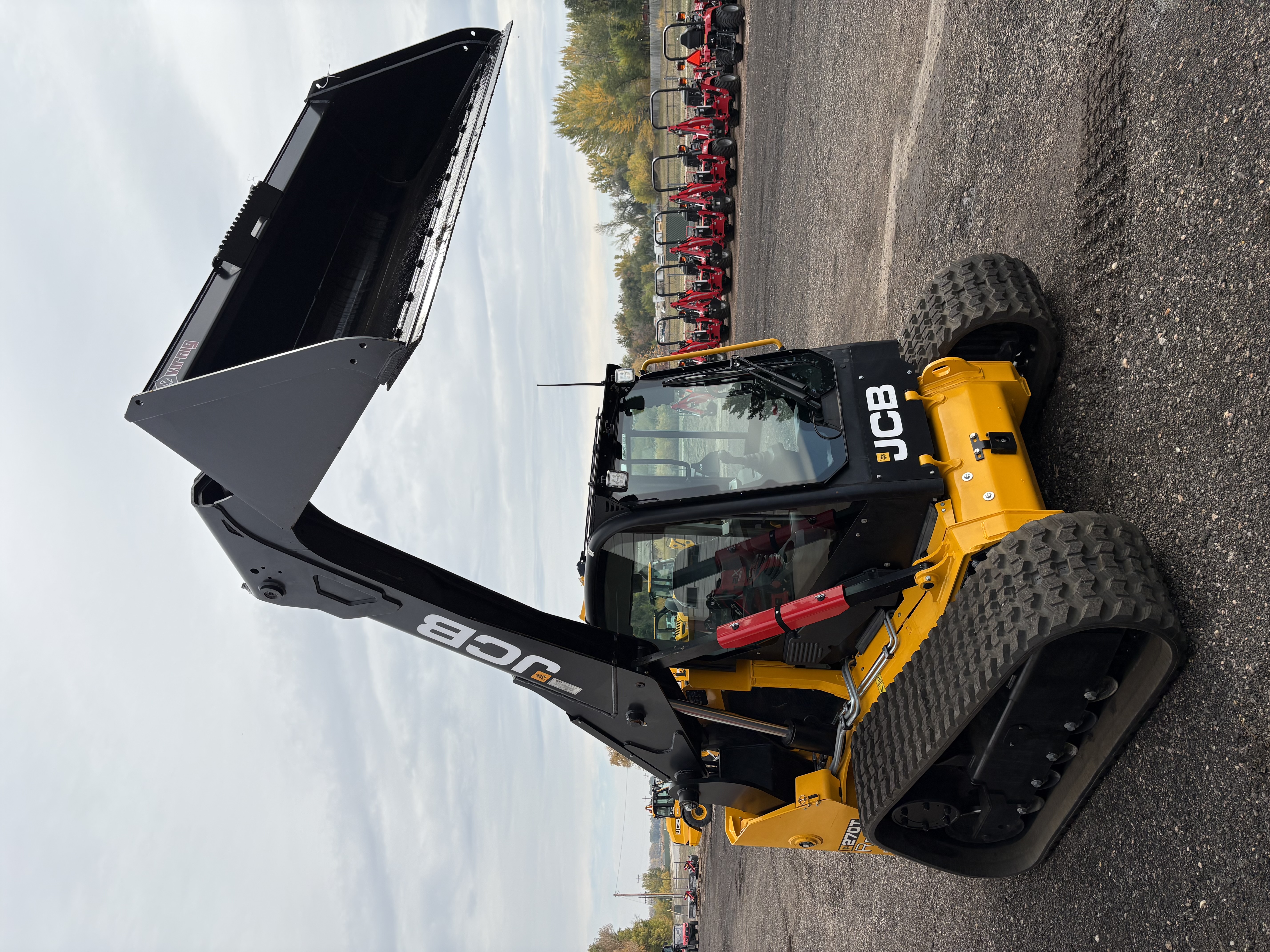 2024 JCB 270T Loader