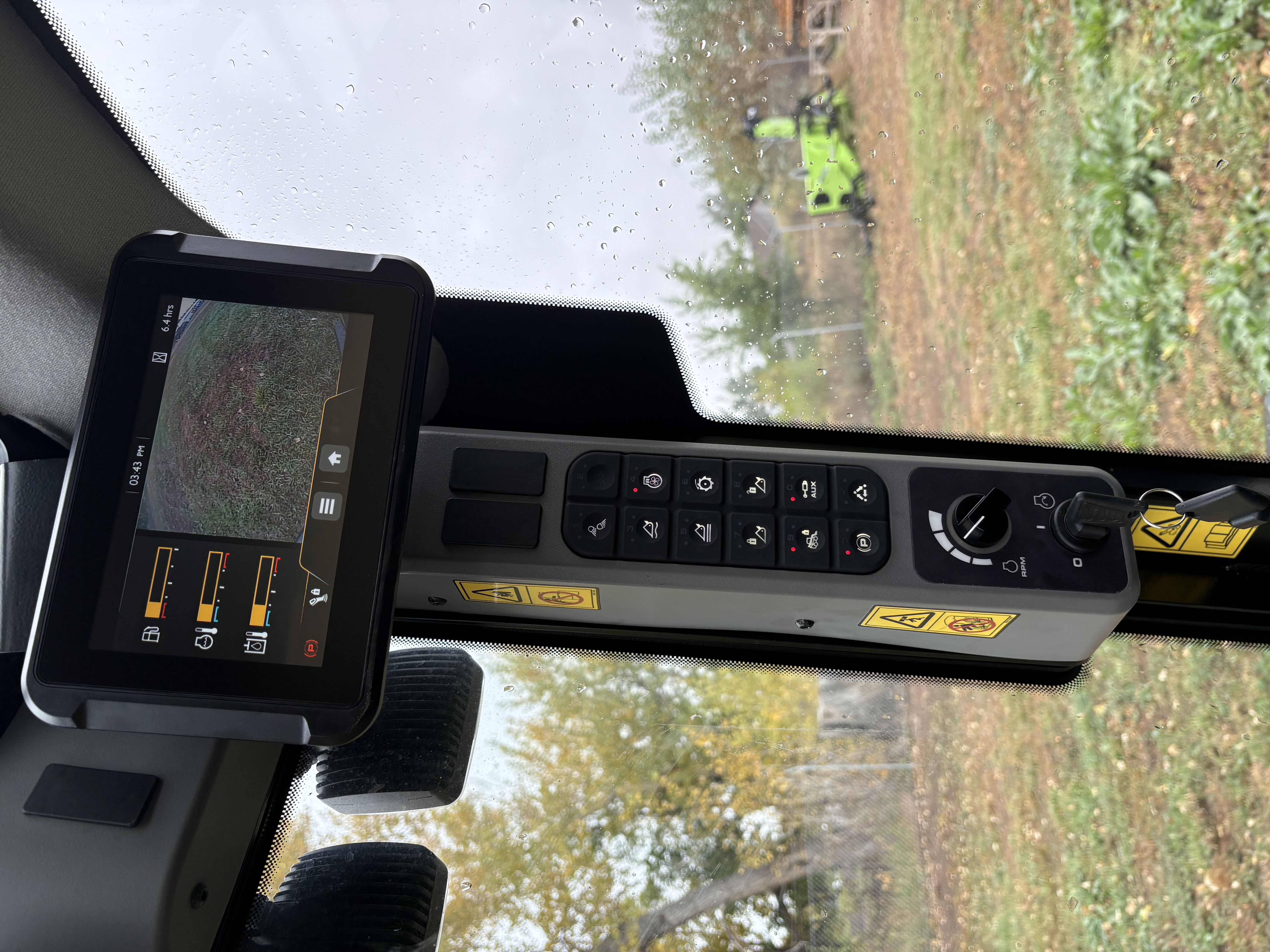 2026 JCB 2TS-7T Loader