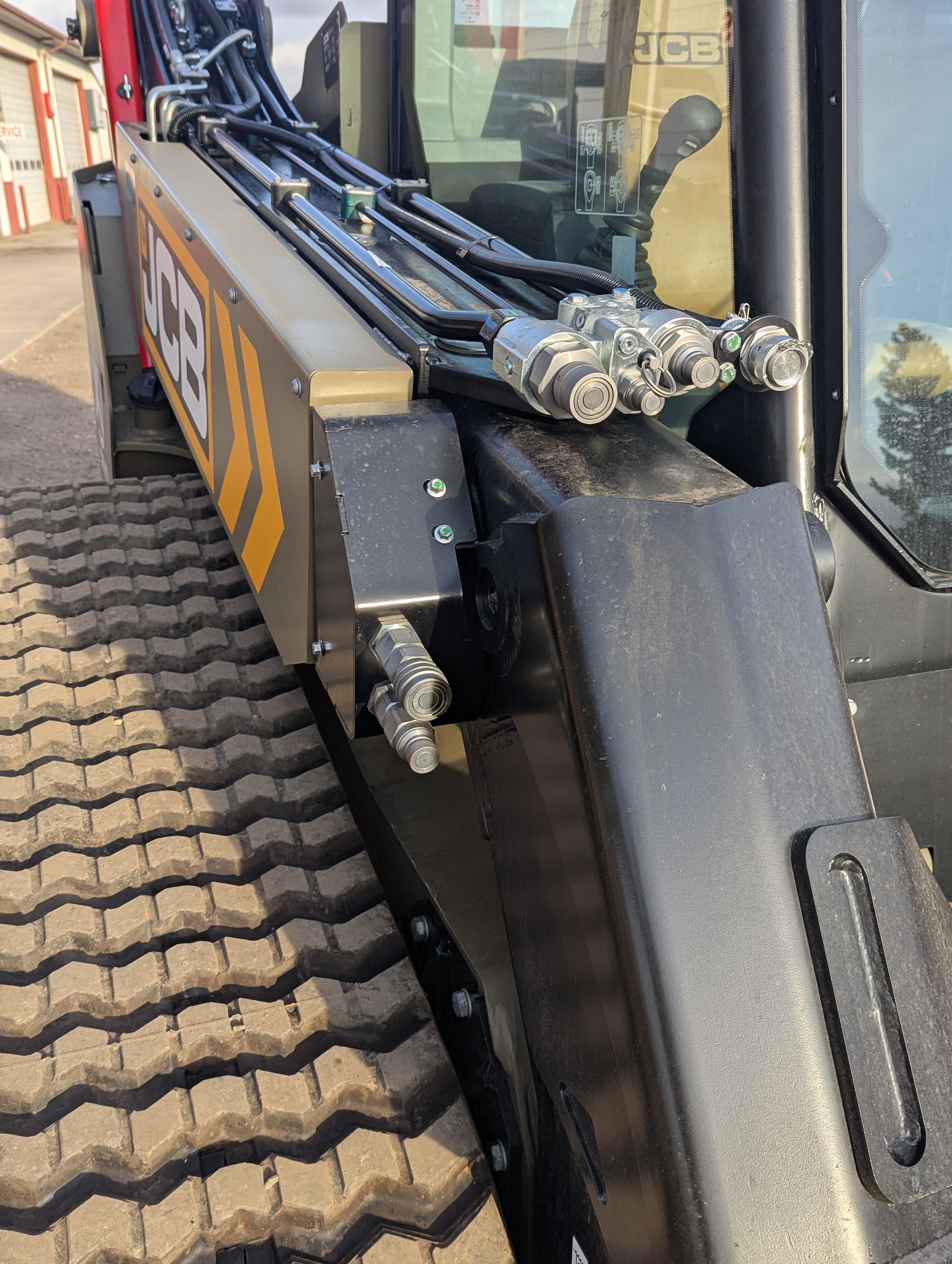 2025 JCB 3TS-8T Loader